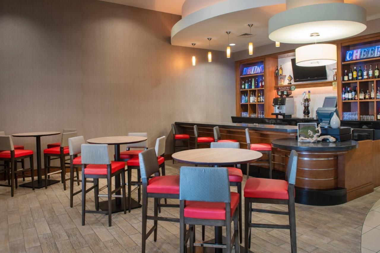 Springhill Suites By Marriott Las Vegas Convention Center Exterior photo