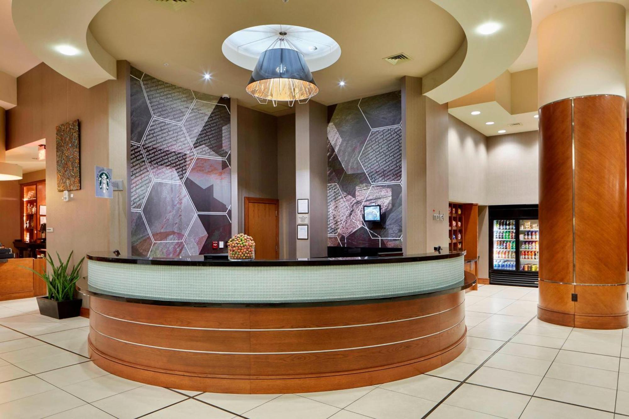 Springhill Suites By Marriott Las Vegas Convention Center Exterior photo